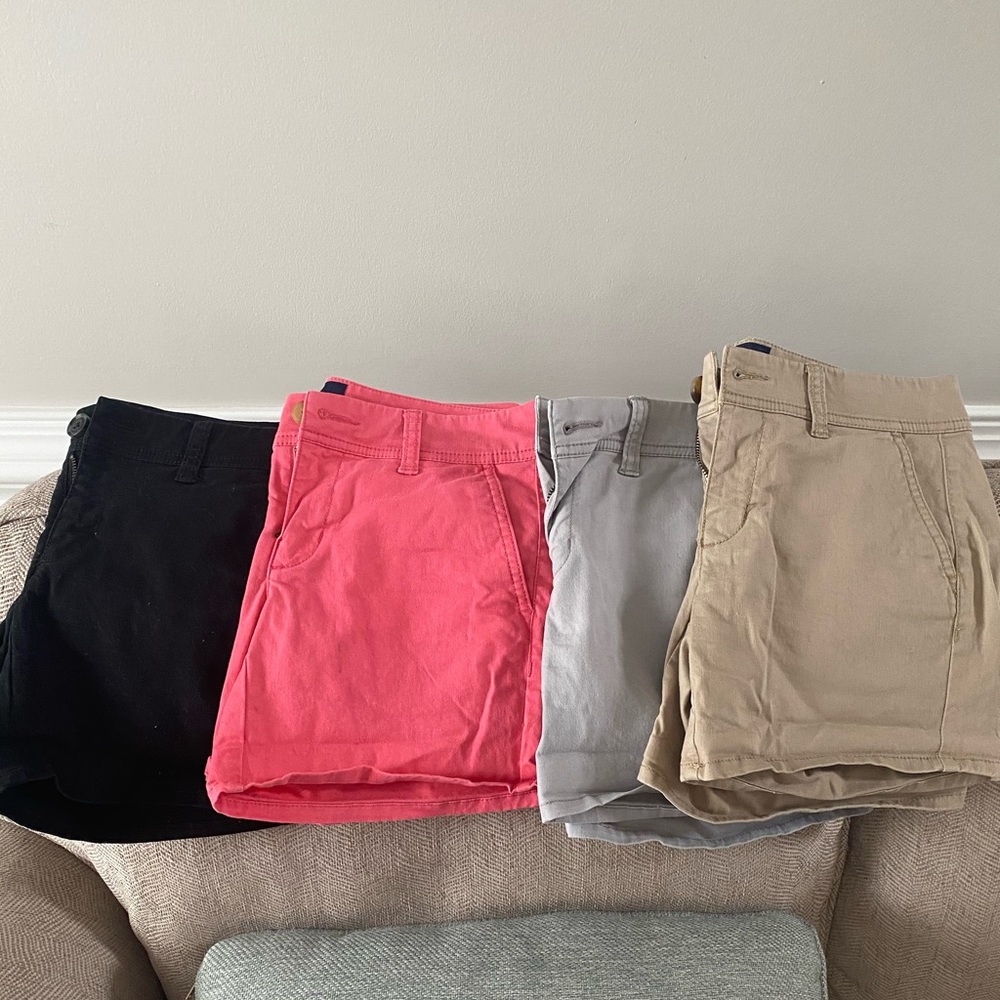 4 pairs American Eagle shorts